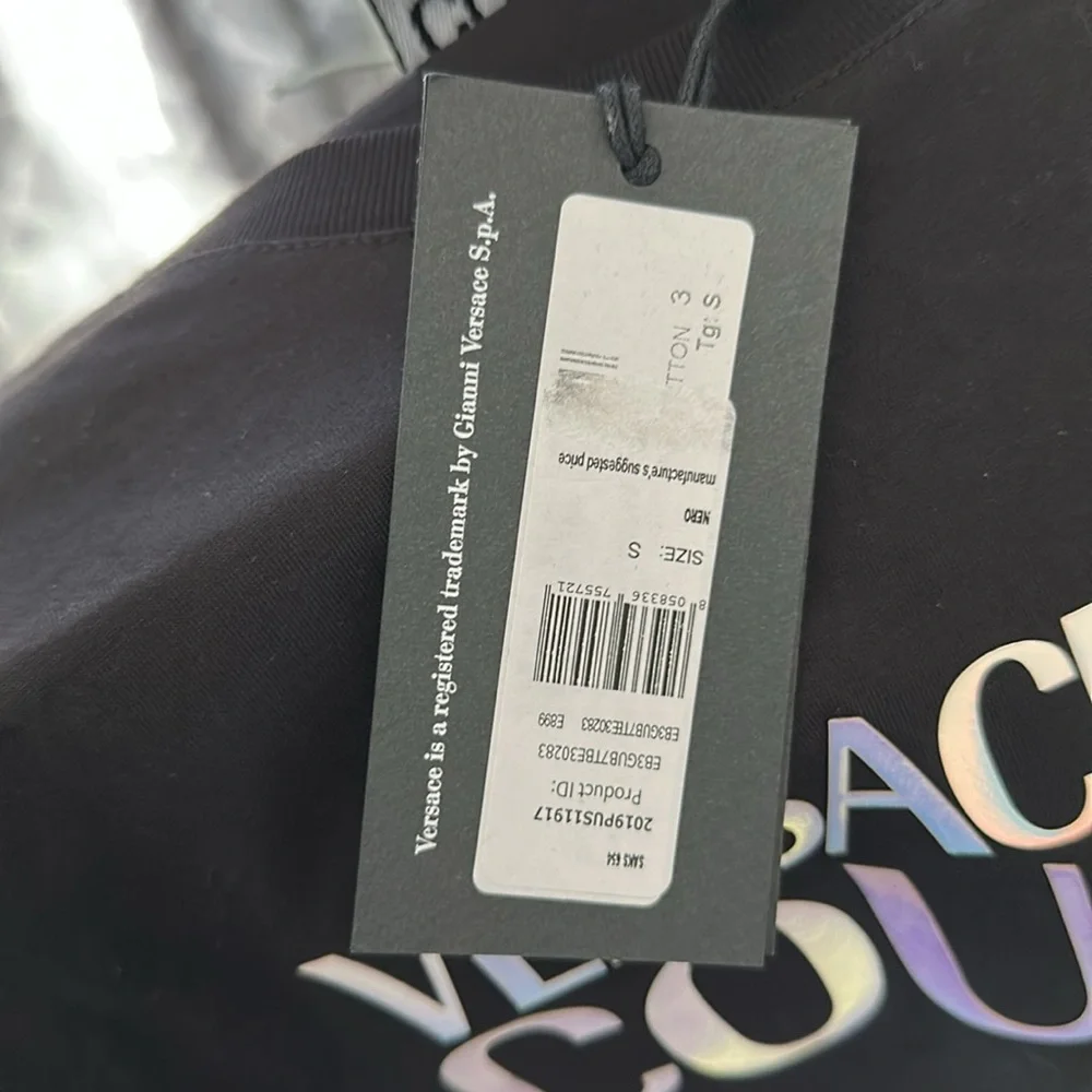 Versace tshirt - Picture 4 of 5
